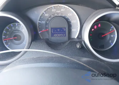 2010 Honda Fit Sport z USA, uszkodzony, nr VIN JHMGE8H4XAC028912